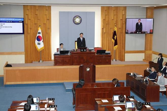 [울산=뉴시스]11일 울산 남구의회 본회의장에서 제255회 임시회 제1차 본회의가 진행되고 있다. (사진=울산 남구의회 제공) 2023.10.11. photo@newsis.com *재판매 및 DB 금지