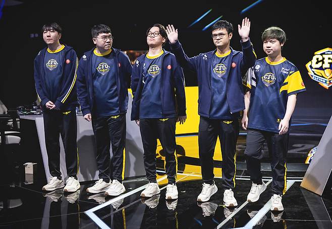 ▲ 일본의 DFM을 꺾고 플레이인 승자전에 오른 플라잉오이스터(CFO) ⓒ라이엇게임즈