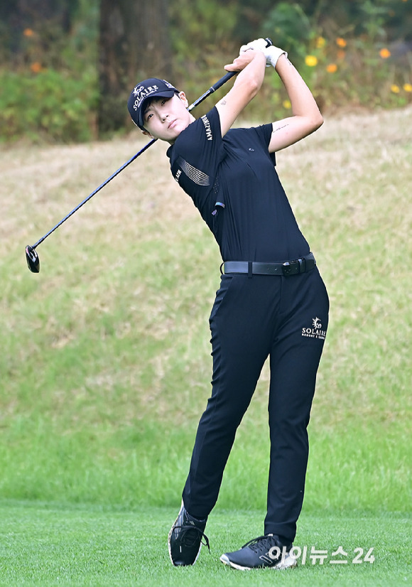 박성현이 19일 경기 파주 서원밸리 컨트리클럽 서원힐스에서 열린 미국여자프로골프(LPGA)투어 'BMW 레이디스 챔피언십 2023' 1라운드 3번홀 티샷을 하고 있다. [사진=곽영래 기자]