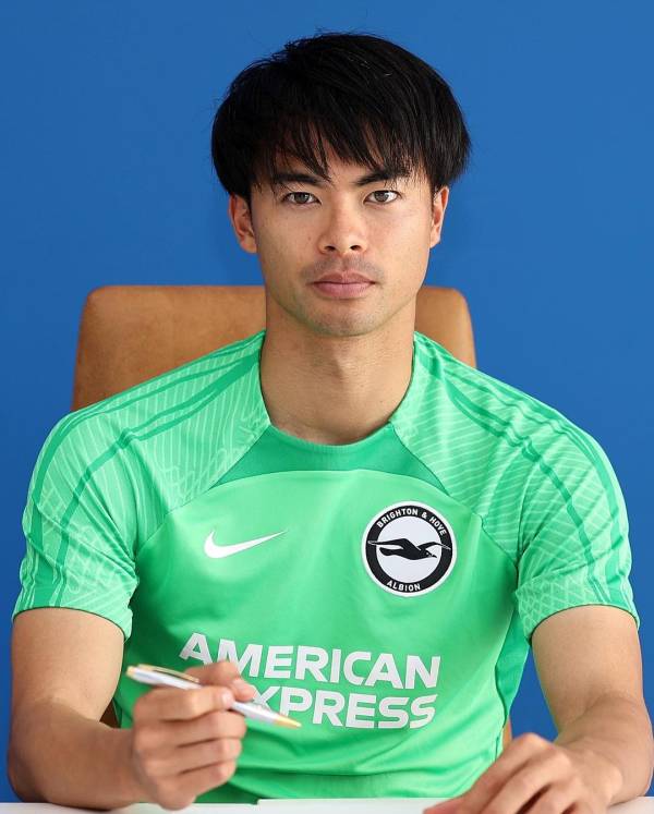 지난 20일 소속팀 브라이턴과 계약을 연장한 미토마 카오루. 그는 브라이턴과 2027년까지 계약을 맺었다. 사진=브라이턴 SNS