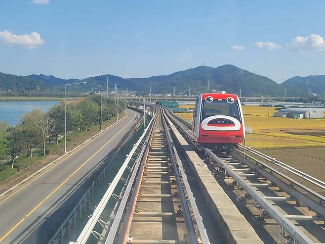 갈대 여행을 하려면 스카이큐브를 이용하면 편하다. 사진제공|이송이(여행작가)