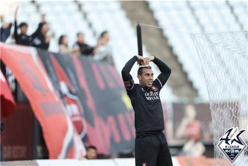 동점골 넣은 부천 닐손주니어 [한국프로축구연맹 제공. 재판매 및 DB 금지]