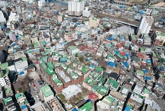 인천 원도심 내 노후주택 전경