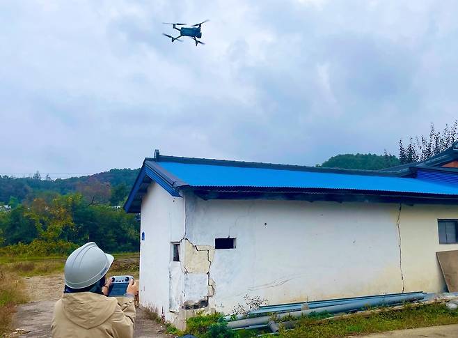 양구군, 주거복지사업에 드론 활용 [양구군 제공. 재판매 및 DB 금지]