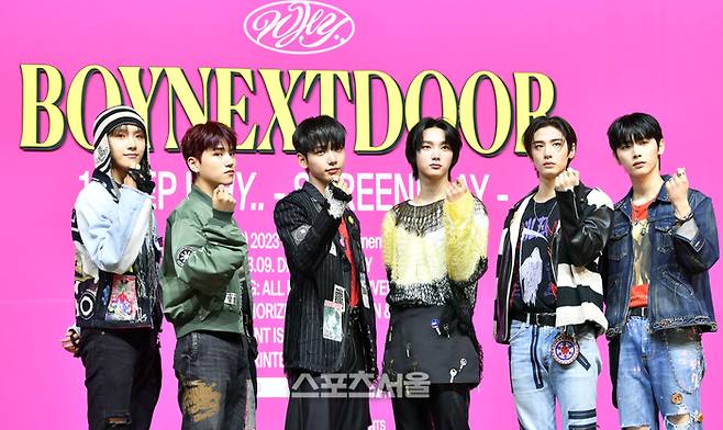 6인조 보이그룹 보이넥스트도어(BOYNEXTDOOR)가 지난 9월 4일 광장동 예스24라이브홀에서 미니1집 ‘WHY..’ 쇼케이스를 열고 팬들곁으로 돌아왔다. 사진 | 강영조기자 kanjo@sportsseoul.com