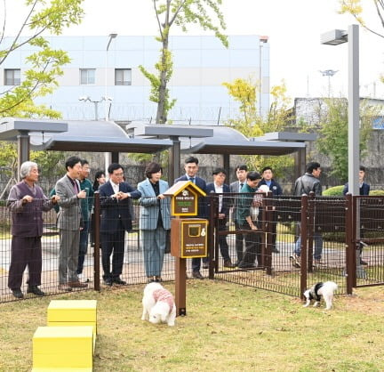 김포국제공항에 설치된 반려동물의 쉼터인 '펫파크'. 한국공항공사