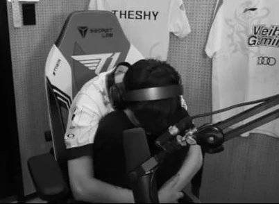 이미지='캐드럴' SNS.