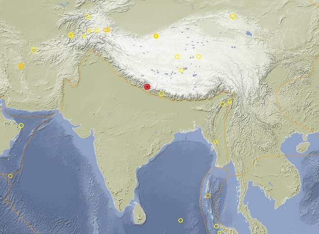 네팔 지진 발생 위치./독일 지구과학연구센터