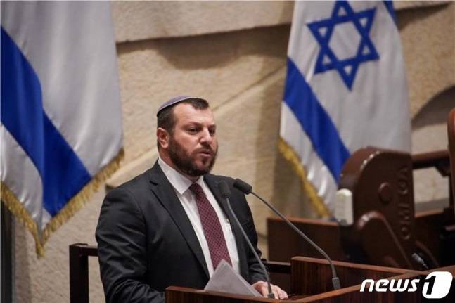 이스라엘의 아미하이 엘리야후 장관.