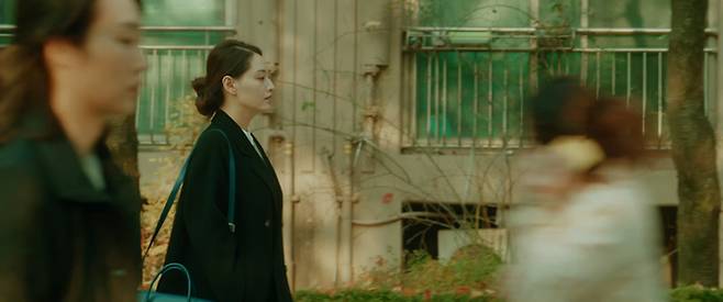 영화 ‘너를 줍다’(감독 심혜정, 2023) 스틸컷.&nbsp;시내필름/영화로운형제