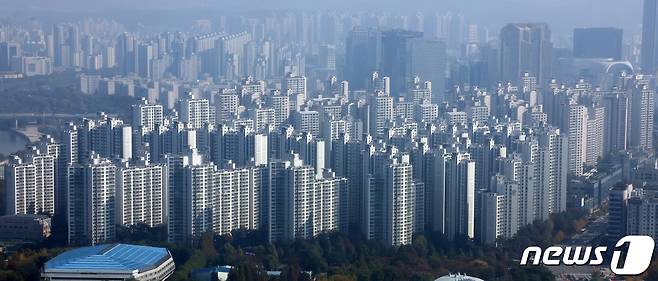 서울 아파트 전세 갱신권 상반기보다 1% 늘었다…전셋값 상승지역 여파