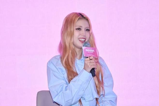 2023 마마 어워즈 호스트로 출연하는 가수 전소미. Mnet&nbsp;