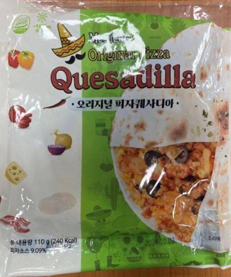 '가연푸드'가 제조·판매한 '오리지널 피자퀘사디아' 110ｇ [식품의약품안전처 제공]