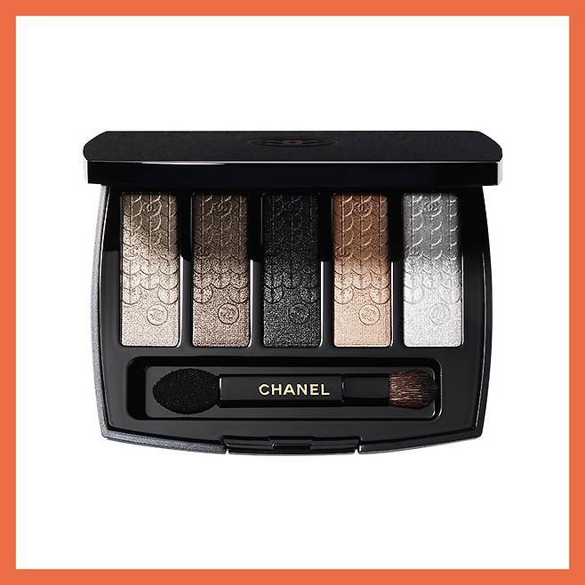 샤넬 뤼미에르 그라피크 10만1천원