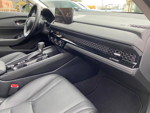 혼다 어코드 11세대에 탑승하면 넉넉한 레그룸을 느낄 수 있다. 강릉=박지연 기자