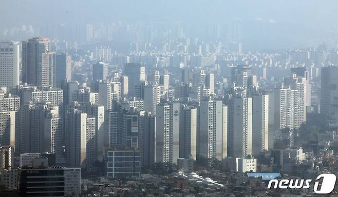 강남 '신축·재건축' 평당 1억원인데 구축은 내리막길…강남불패 '온도차'