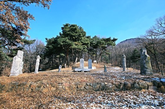 김여물 장군 묘소. [사진 한국학중앙연구원]