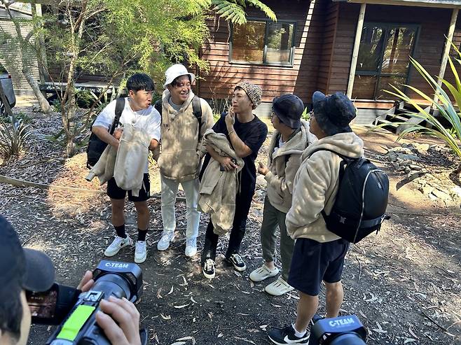 채널S·MBN·라이프타임 '니돈내산 독박투어' 제공