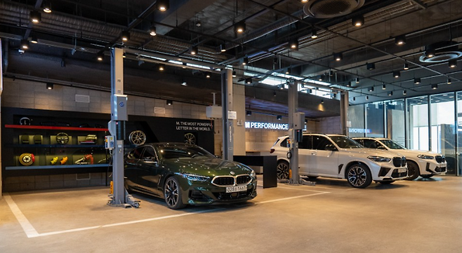 M 퍼포먼스 개러지. ⓒBMW코리아 블로그 캡처