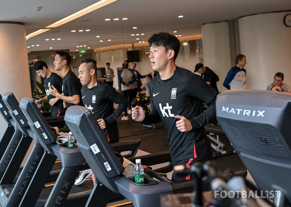 박용우, 정승현, 문선민, 손흥민(왼쪽부터, 이상 한국 남자 축구 대표팀). 서형권 기자