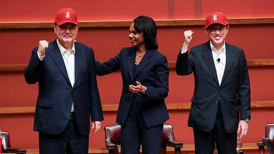 Korean President Yoon Suk Yeol, left, Japanese Prime Minister Fumio Kishida, right, and former U.S. Secretary of State Condoleezza Rice, who served as moderator, take part in a discussion at Stanford University's Hoover Institute in California on Friday. [JOINT PRESS CORPS]