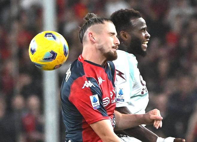 ▲ 꽁지머리가 인상적인 라두 드라구신. ⓒ연합뉴스/EPA