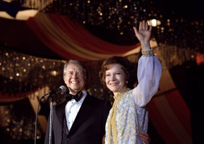 지미 카터 미국 전 대통령(왼쪽)과 로잘린 카터 여사(오른쪽)의 모습. 로이터
