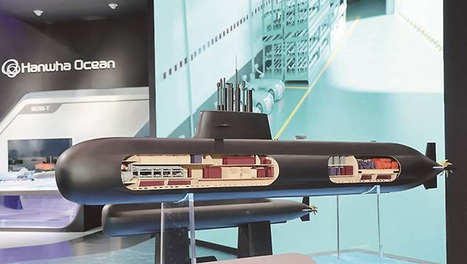 특수선 시장의 빈틈을 노리는 한화오션의 전략은 어떤 결과를 낳을까.[사진=한화오션 제공]&nbsp;