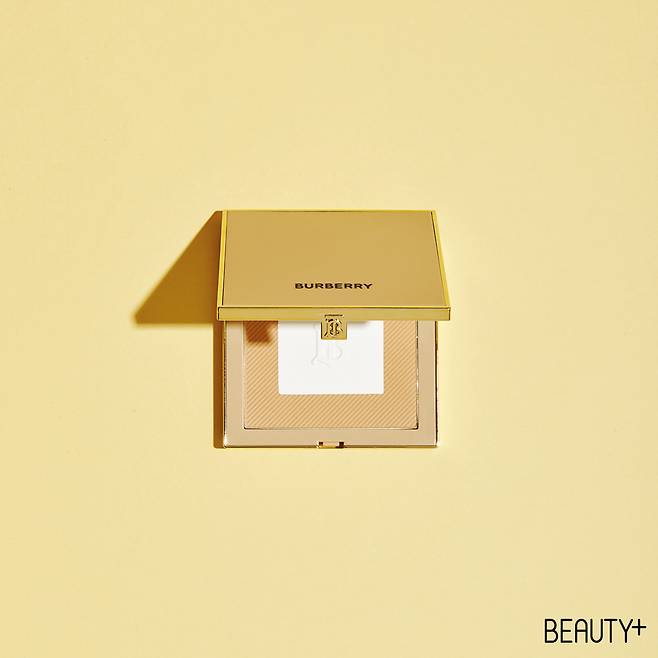 버버리 뷰티 비욘드 웨어 세팅 앤 리파이닝 파우더 02 미디움
