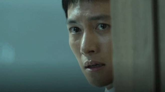 빈소에 갔지만 조문할 수 없는 준모의 안타까움 ⓒ사진 출처=네이버 블로그 dearwinterrain