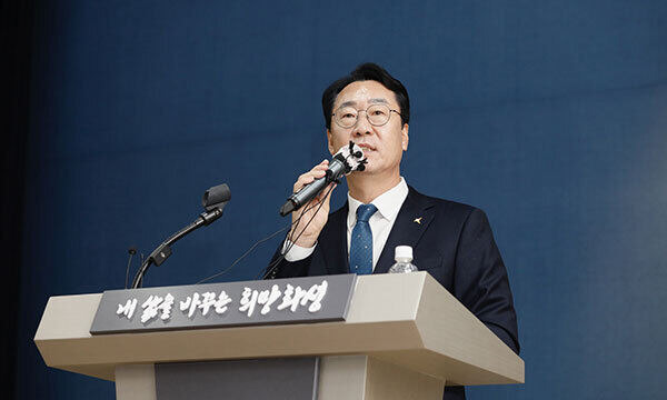 21일 시청사에서 열린 시정브리핑에서 정명근 화성시장이 발언하고 있다. 화성시 제공