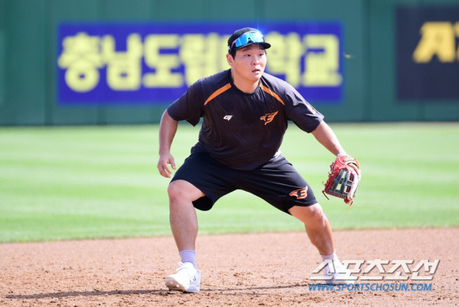 8얼 12일 대전 LG전에 앞서 수비훈련 중인 김태연. 대전=송정헌 기자songs@sportschosun.com