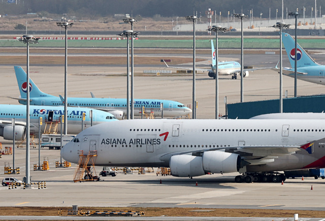 위 이미지는 기사와 무관함.. 사진은 이날 인천공항 전망대에서 바라본 인천국제공항 계류장 모습. 연합뉴스