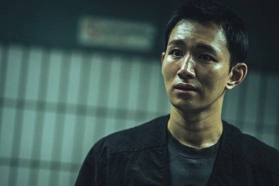 영화 '독전2'에서 오승훈은 1편에서 류준열이 연기한 캐릭터 '서영락' 역을 맡았다. 사진 넷플릭스