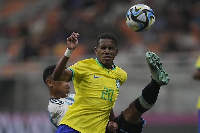 ▲ 브라질 축구의 미래로 등장한 에스테바오 윌리안. ⓒ연합뉴스/AP