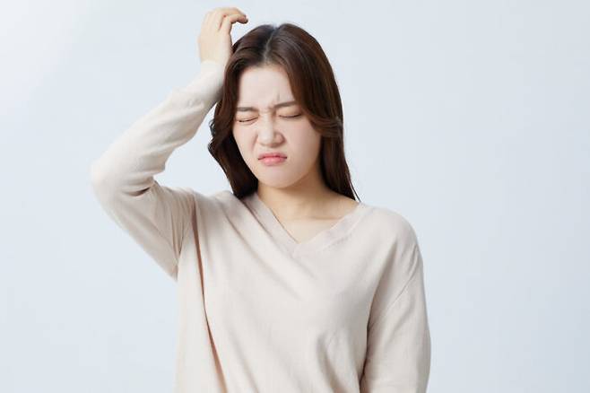 편두통은 남성보다 여성에게서 약 3배 더 많이 발생한다. [사진=클립아트코리아]