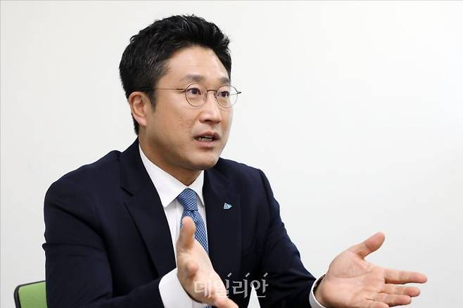 내년 총선에서 경기 파주갑에 출마 예정인 서용주 더불어민주당 상근부대변인이 22일 오전 서울 여의도 국회 소통관에서 데일리안과 인터뷰를 하고 있다. ⓒ데일리안 홍금표 기자