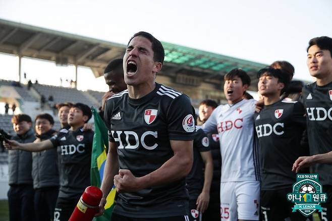지난 2019년 부산 아이파크의 K리그1 재승격 당시 모습. 사진=프로축구연