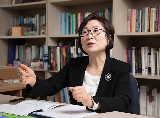 조기숙 교수는 “전문직 중심의 노사모는 대깨문과 달리 이성적인 집단이었다”며 “이준석, 박지현이 우리 정치의 미래”라고 했다. / 고운호 기자