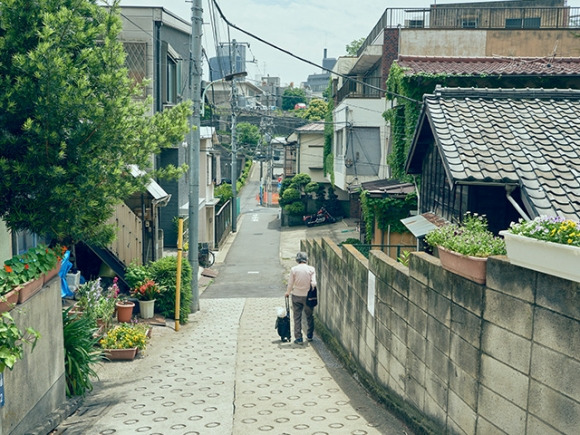 아자부다이힐스 건설 전 저층 주택가였던 아자부다이 모습. 개발사는 이 지역 주민들을 일일이 찾아 개발 이유를 설명하고 설득하는 데 오랜 시간을 투자했다. 모리빌딩 제공