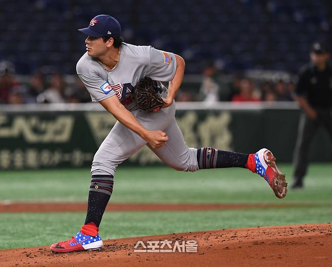 미국 야구대표팀의 코디 폰스가 11일 일본 도쿄돔에서 진행된 ‘2019 WBSC 프리미어12’ 슈퍼라운드 한국과 경기에서 역투하고있다. 2019.11.11. 스포츠서울 DB