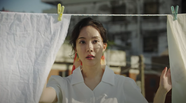 김나희의 '나쁜여자' 뮤직비디오가 베일을 벗었다. 뮤직비디오 캡처
