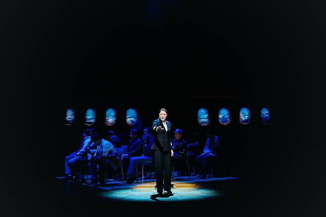 뮤지컬 '컴프롬어웨이' 공연사진 [쇼노트 제공. 재판매 및 DB 금지]