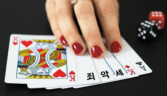 코로나 최대 피해국인 미국에서 ‘죄악세(sin tax)’에 의존하려는 움직임이 두드러지게 나타나고 있다. 죄악세는 술·담배·마약·도박·매춘 등 사회에 부정적인 영향을 미치는 것을 억제하기 위해 부과하는 세금이다.