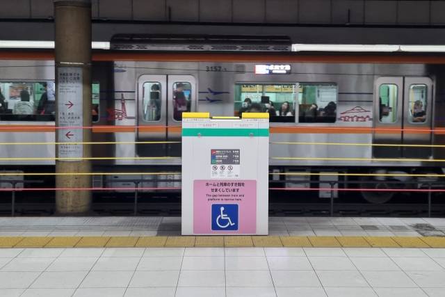 ▲ 일본 나리타 공항역 스크린도어. ⓒ프레시안(최용락)