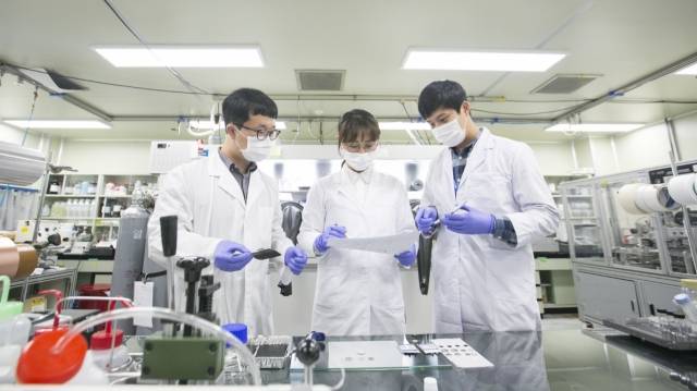 차세대 이차전지 연구 장면.[헤럴드DB]