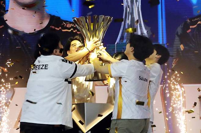 배틀그라운드 이스포츠 최상위 국제 대회 ‘PGC 2023’에서 한국 다나와 이스포츠가 정상에 올랐다. 크래프톤