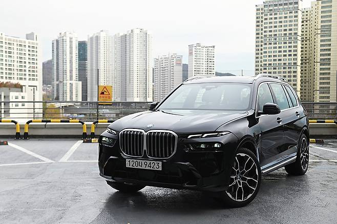 BMW X7 xDrive40i. 김학수 기자