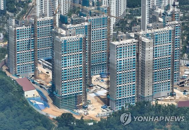 인천 검단신도시 한 아파트 건설 현장. [사진 출처 = 연합뉴스]