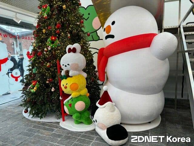 PX 라인프렌스 성수 스퀘어 포토스팟